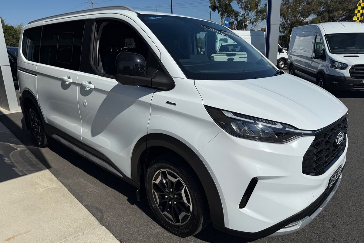 2024 Ford Tourneo Active AV SWB