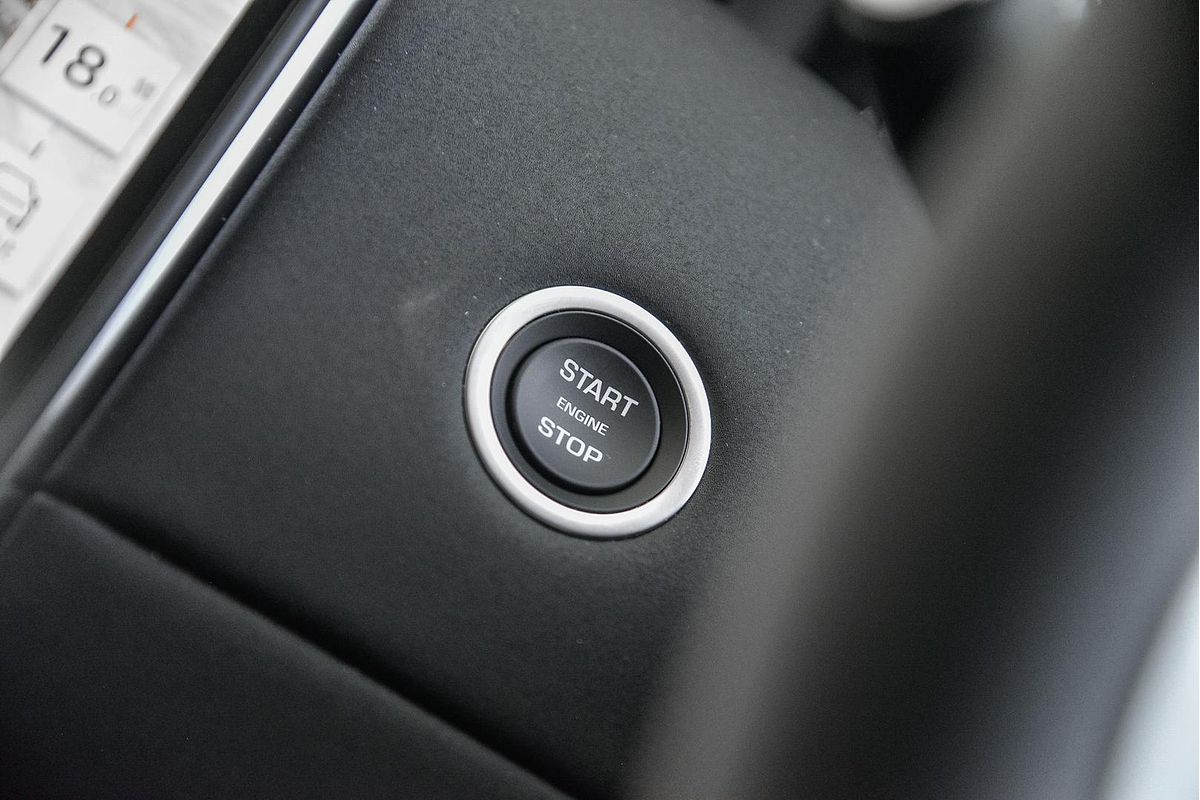 2024 Land Rover Discovery Sport P200 S L550