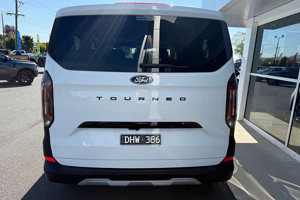 2024 Ford Tourneo Active AV SWB
