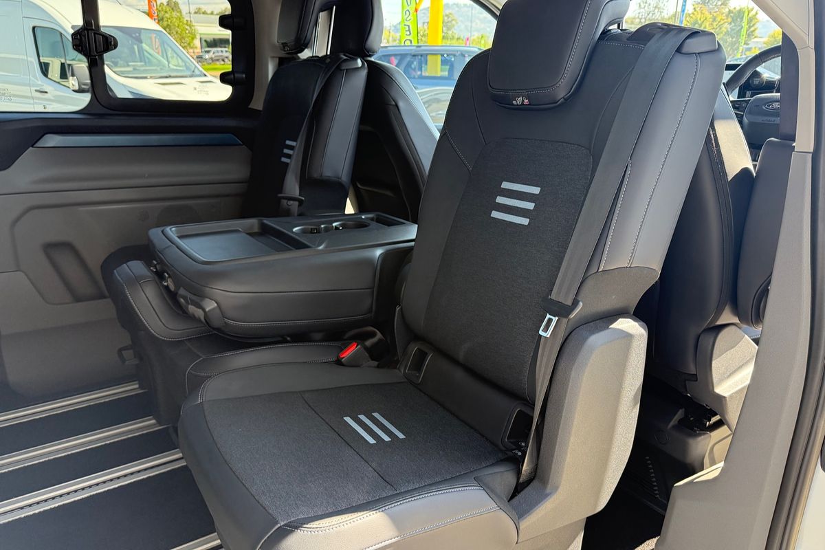 2024 Ford Tourneo Active AV SWB