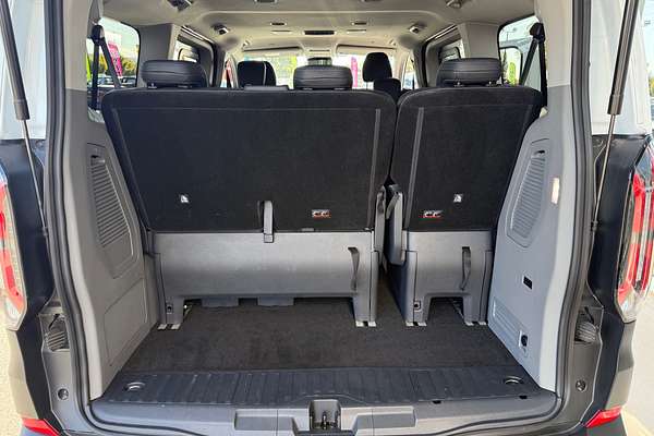 2024 Ford Tourneo Active AV SWB