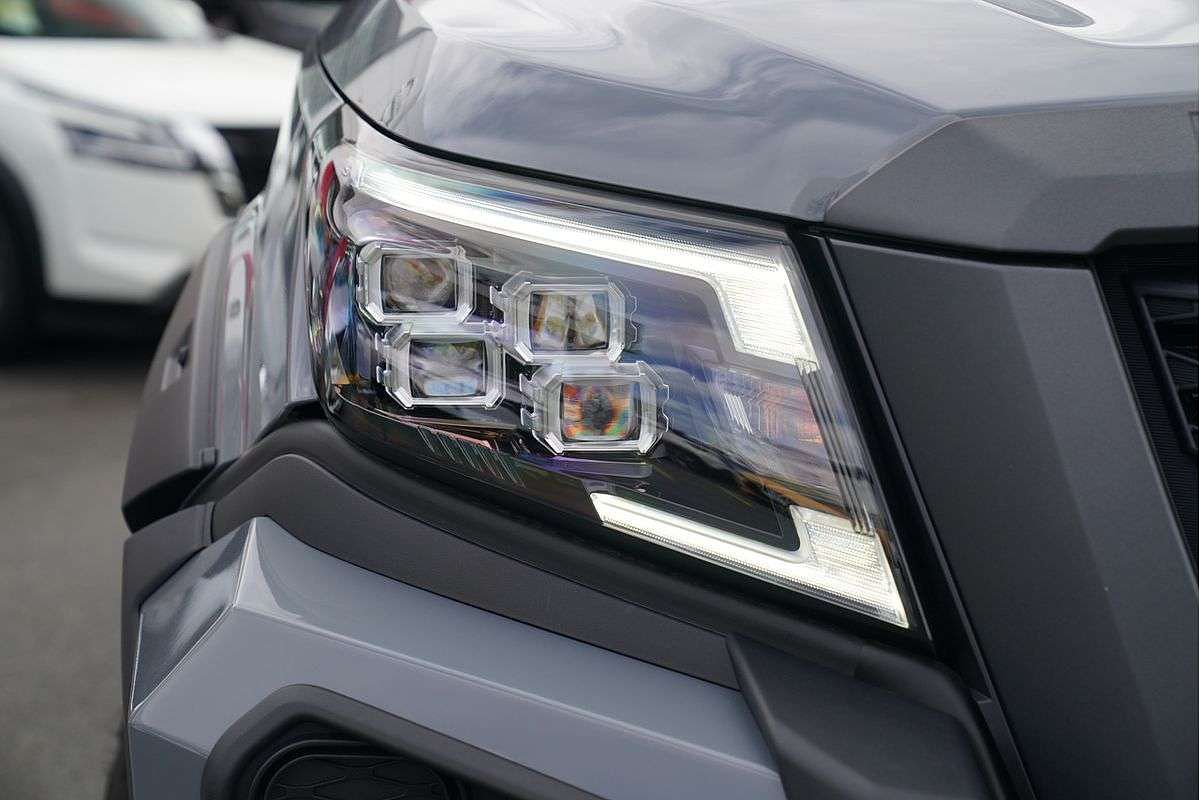 2024 Nissan Navara PRO-4X Warrior D23 4X4