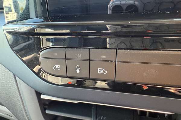 2024 Ford Tourneo Active AV SWB