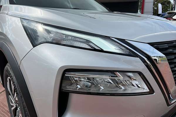 2024 Nissan X-TRAIL ST-L T33