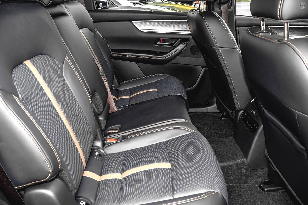 2025 Mazda CX-90 D50e Azami KK