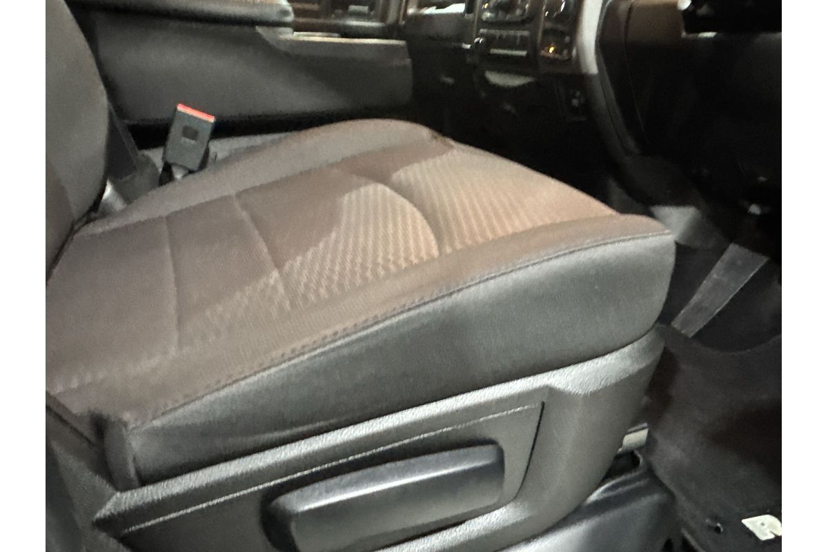2019 RAM 1500 Express DS 4X4 SWB