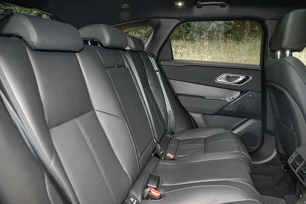 2024 Land Rover Range Rover Velar P250 Dynamic SE L560