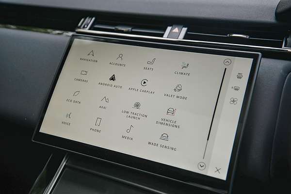 2024 Land Rover Range Rover Velar P250 Dynamic SE L560