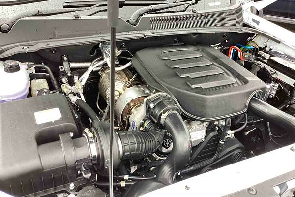 2024 Mahindra Scorpio Z8L
