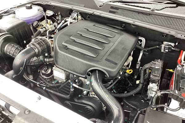 2024 Mahindra Scorpio Z8L
