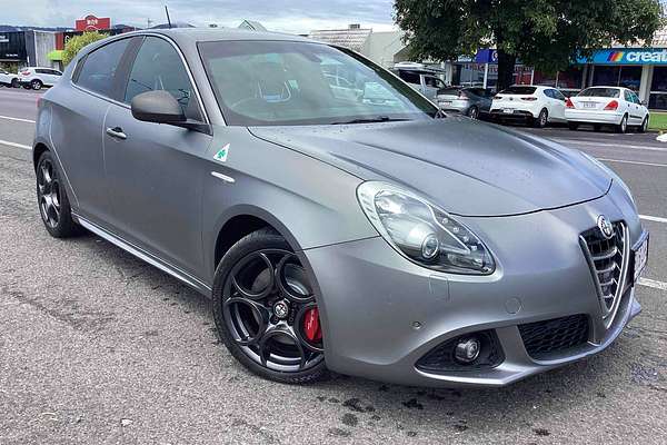 2015 Alfa Romeo Giulietta Quadrifoglio Verde Series 1