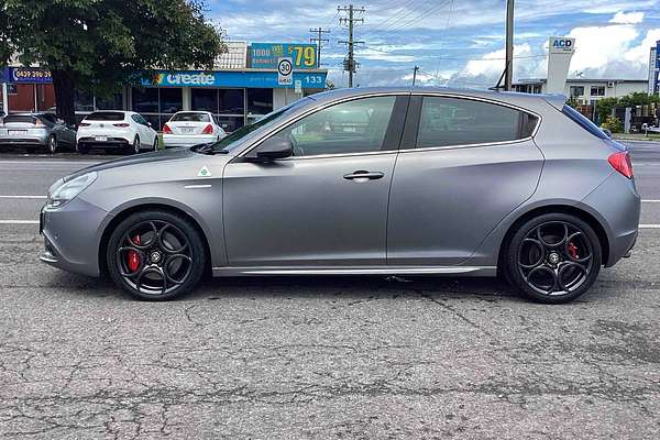 2015 Alfa Romeo Giulietta Quadrifoglio Verde Series 1