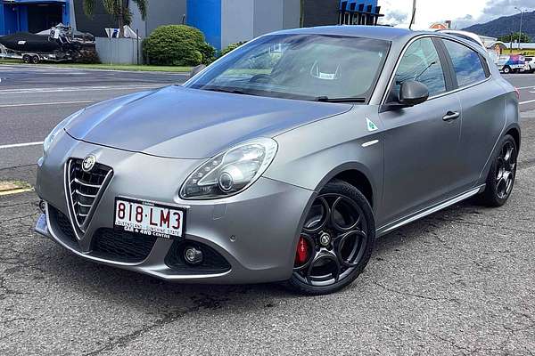 2015 Alfa Romeo Giulietta Quadrifoglio Verde Series 1
