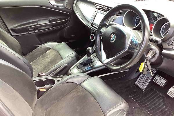2015 Alfa Romeo Giulietta Quadrifoglio Verde Series 1