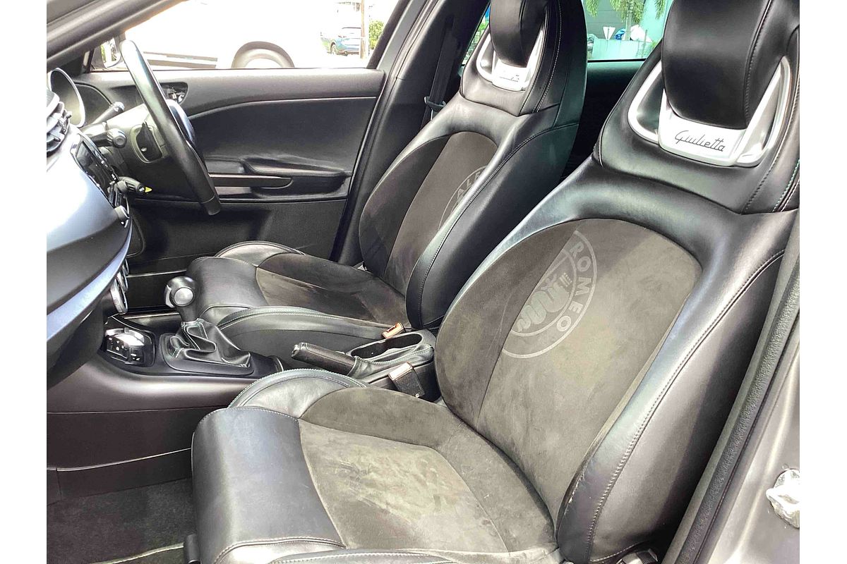 2015 Alfa Romeo Giulietta Quadrifoglio Verde Series 1