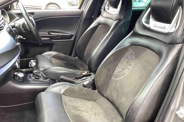 2015 Alfa Romeo Giulietta Quadrifoglio Verde Series 1