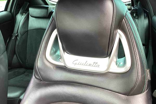 2015 Alfa Romeo Giulietta Quadrifoglio Verde Series 1