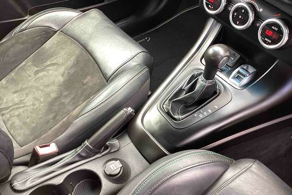 2015 Alfa Romeo Giulietta Quadrifoglio Verde Series 1