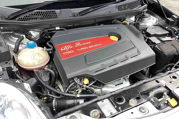 2015 Alfa Romeo Giulietta Quadrifoglio Verde Series 1