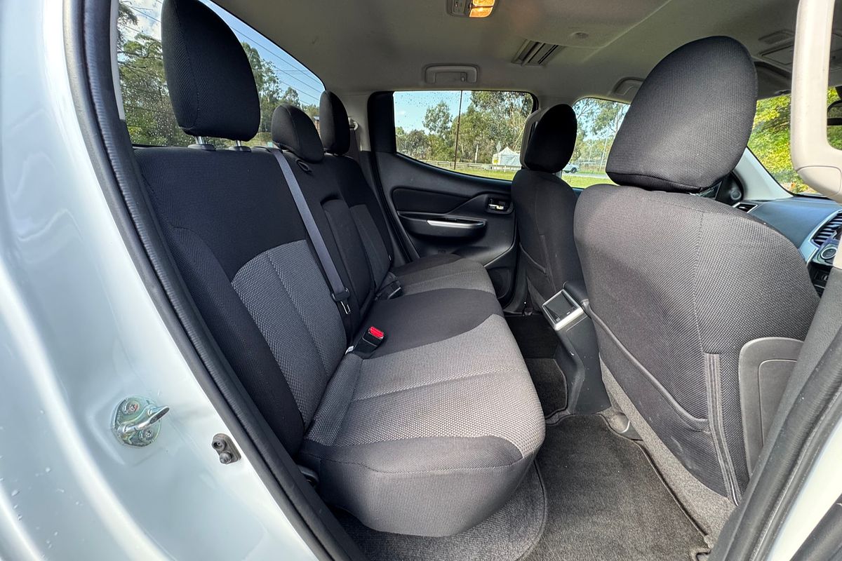 2019 Mitsubishi Triton GLS MR 4X4