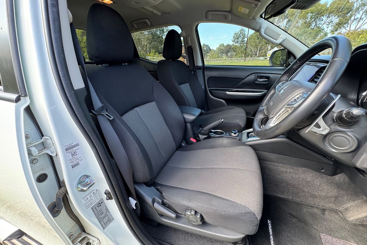 2019 Mitsubishi Triton GLS MR 4X4