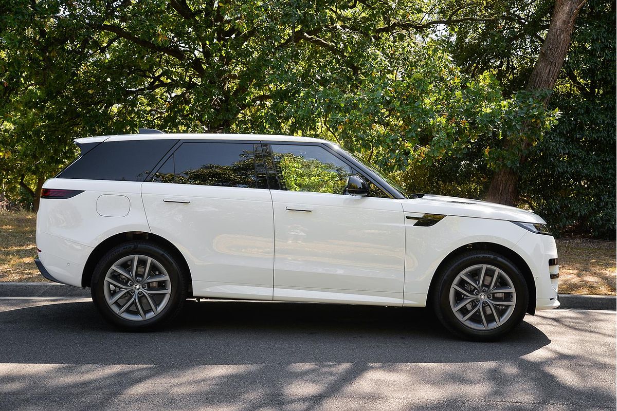 2024 Land Rover Range Rover Sport D300 Dynamic SE L461