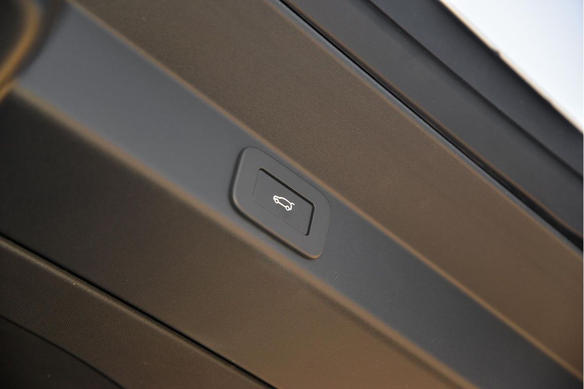 2024 Land Rover Range Rover Sport D300 Dynamic SE L461