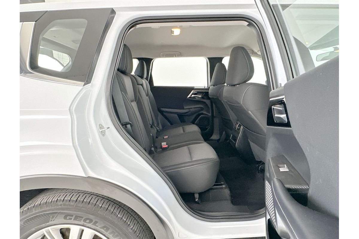 2023 Mitsubishi Outlander ES ZM
