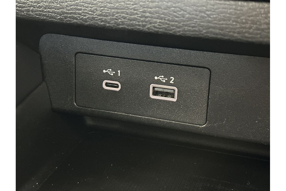 2023 Mitsubishi Outlander ES ZM