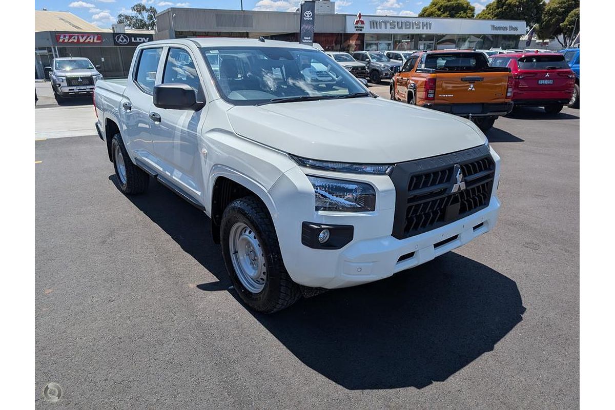 2024 Mitsubishi Triton GLX MV 4X4