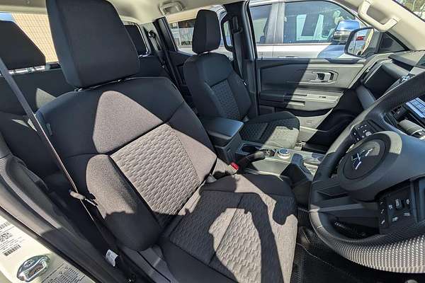 2024 Mitsubishi Triton GLX MV 4X4