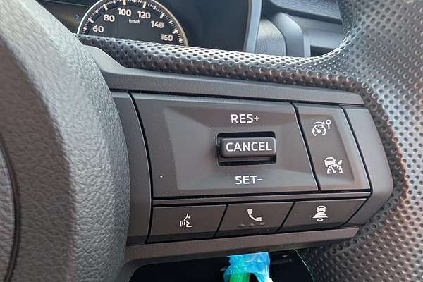 2024 Mitsubishi Triton GLX MV 4X4