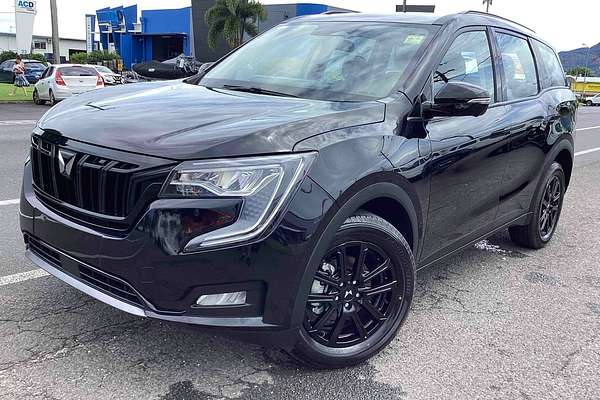 2024 Mahindra XUV700 AX7L