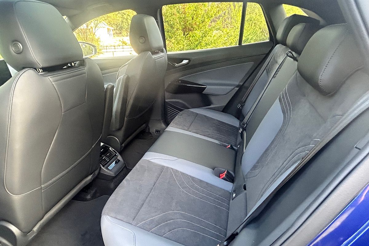 2024 Volkswagen ID.4 Pro E2