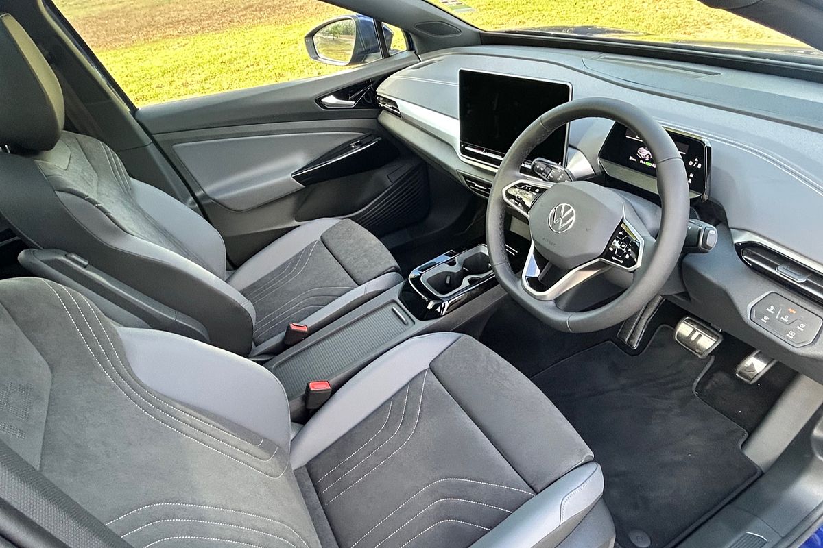 2024 Volkswagen ID.4 Pro E2