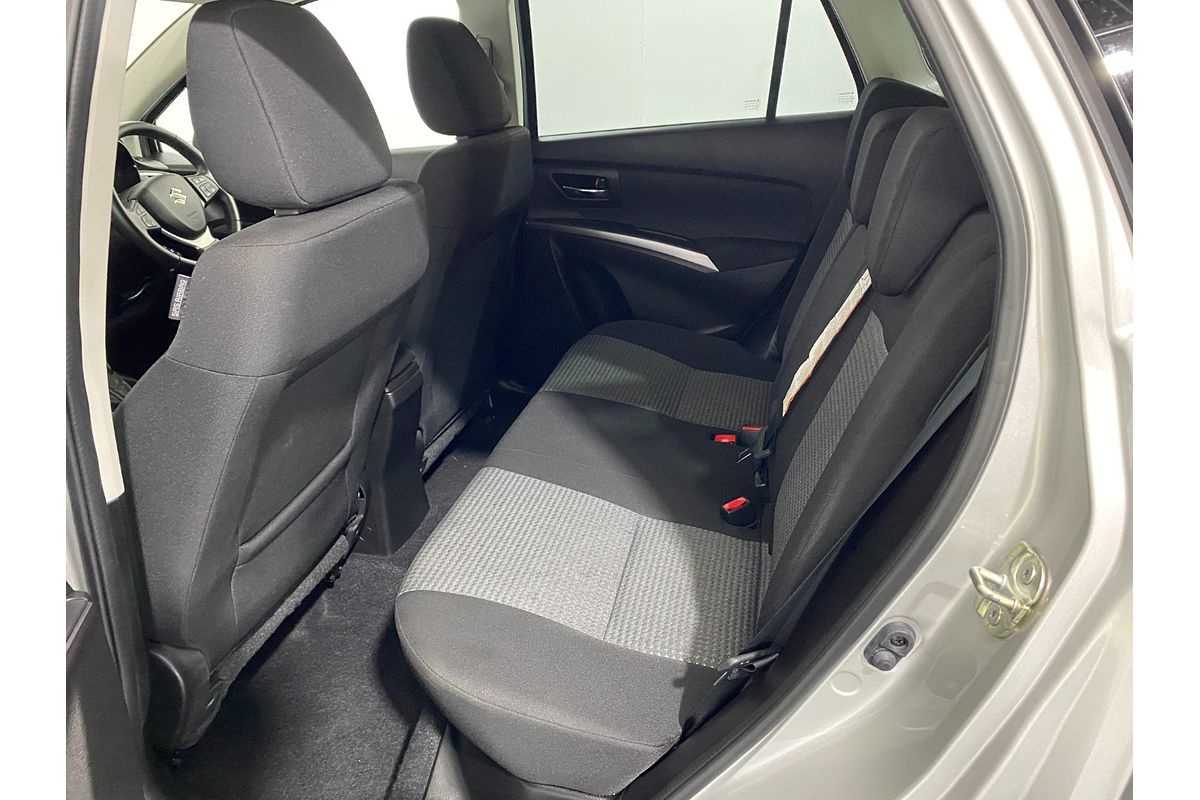 2023 Suzuki S-Cross JYB