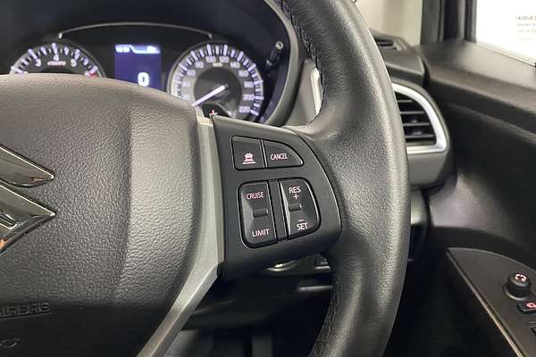 2023 Suzuki S-Cross JYB