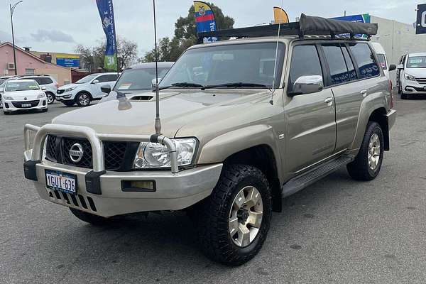 2009 Nissan Patrol ST GU 6