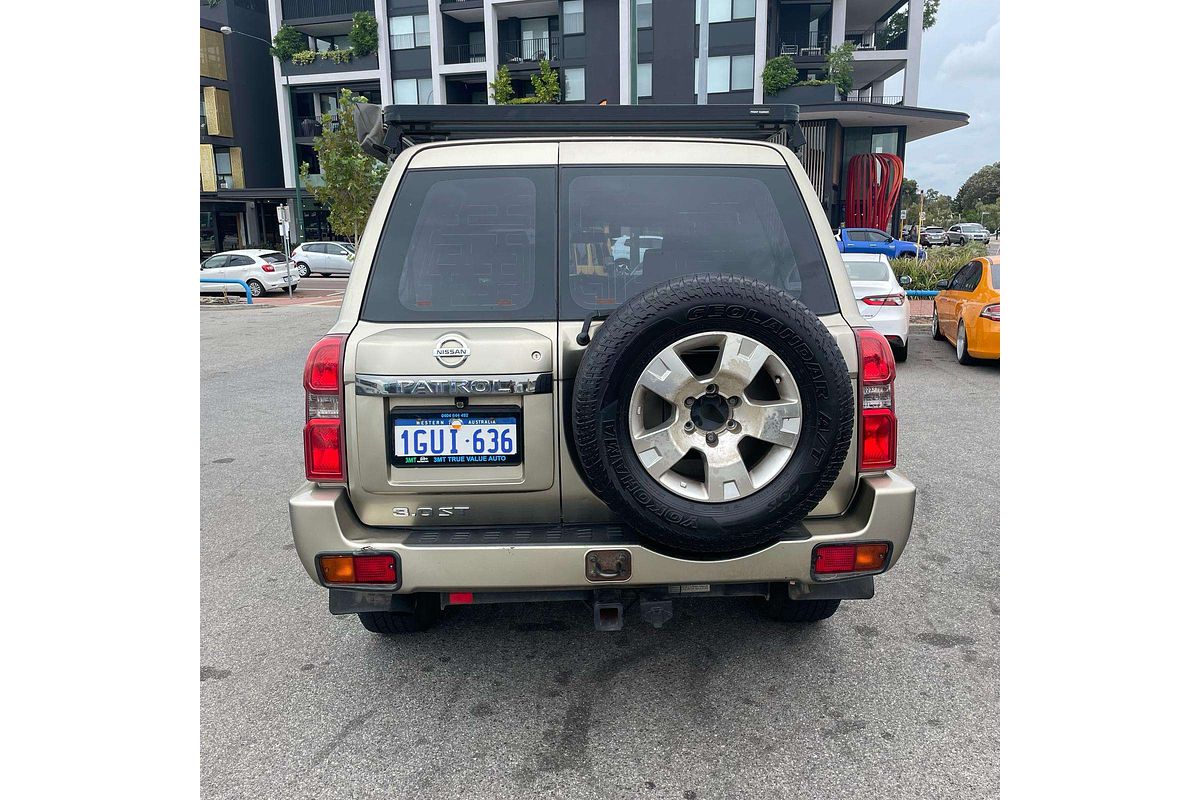 2009 Nissan Patrol ST GU 6
