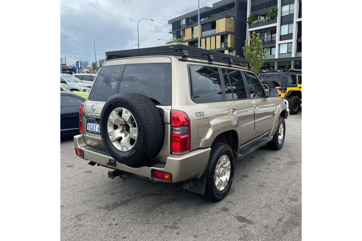 2009 Nissan Patrol ST GU 6