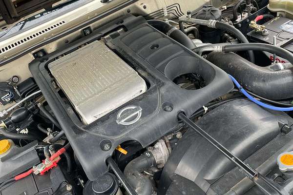 2009 Nissan Patrol ST GU 6