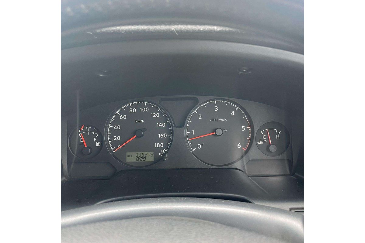 2009 Nissan Patrol ST GU 6