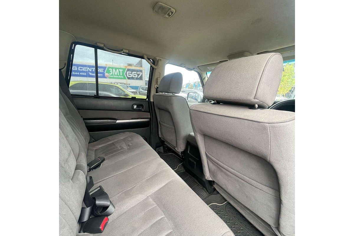 2009 Nissan Patrol ST GU 6