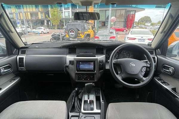 2009 Nissan Patrol ST GU 6