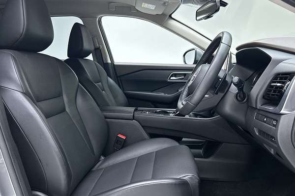 2023 Nissan X-TRAIL ST-L T33