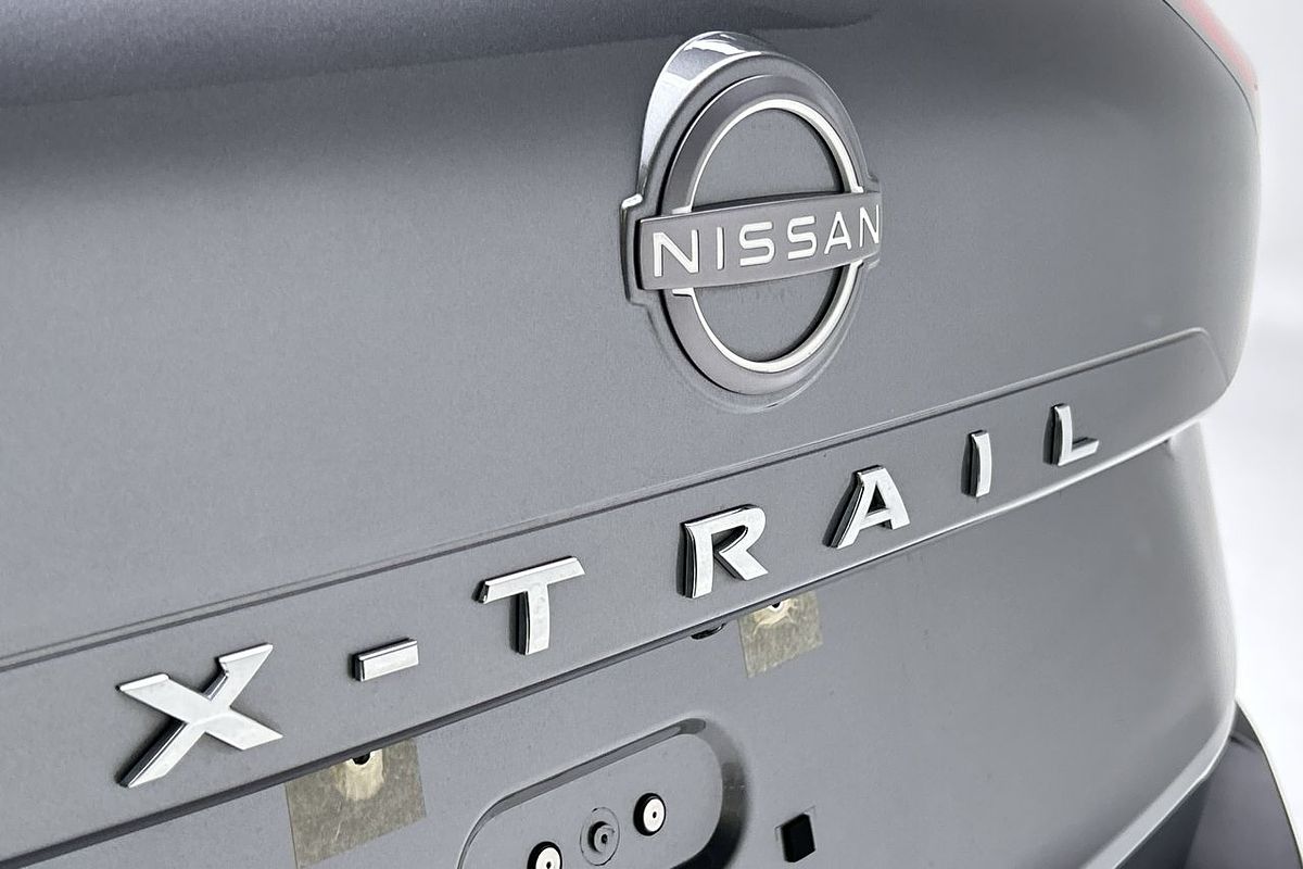 2023 Nissan X-TRAIL ST-L T33