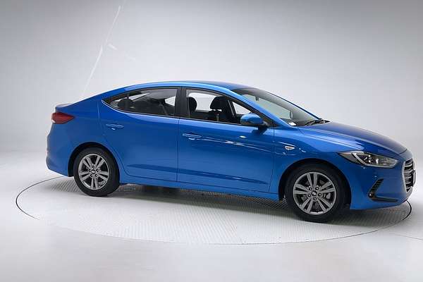 2017 Hyundai Elantra Active AD