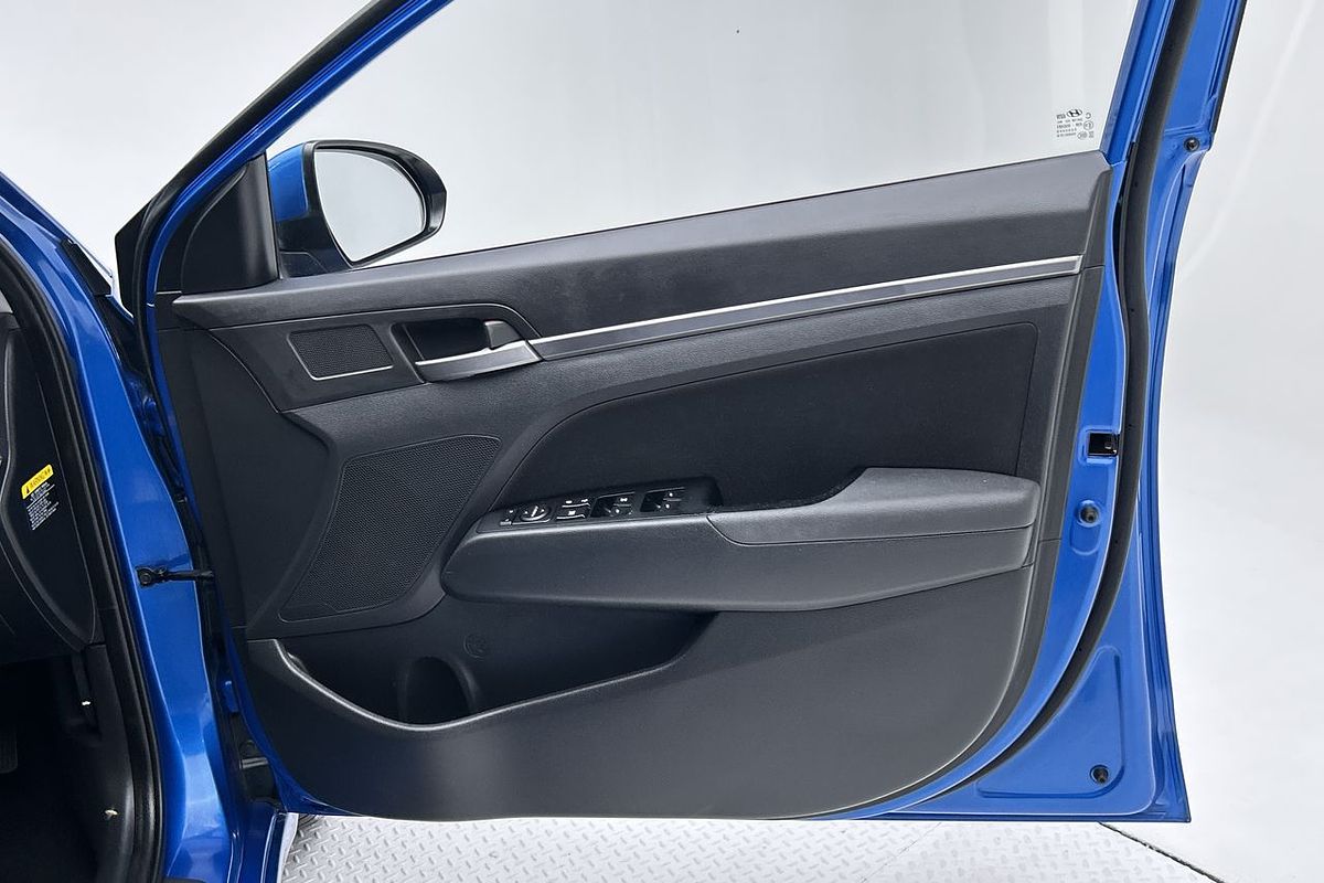 2017 Hyundai Elantra Active AD