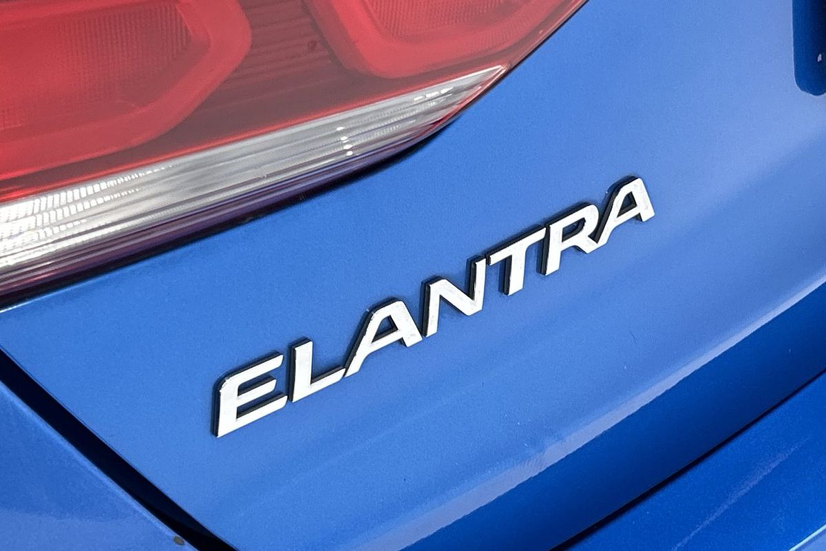 2017 Hyundai Elantra Active AD