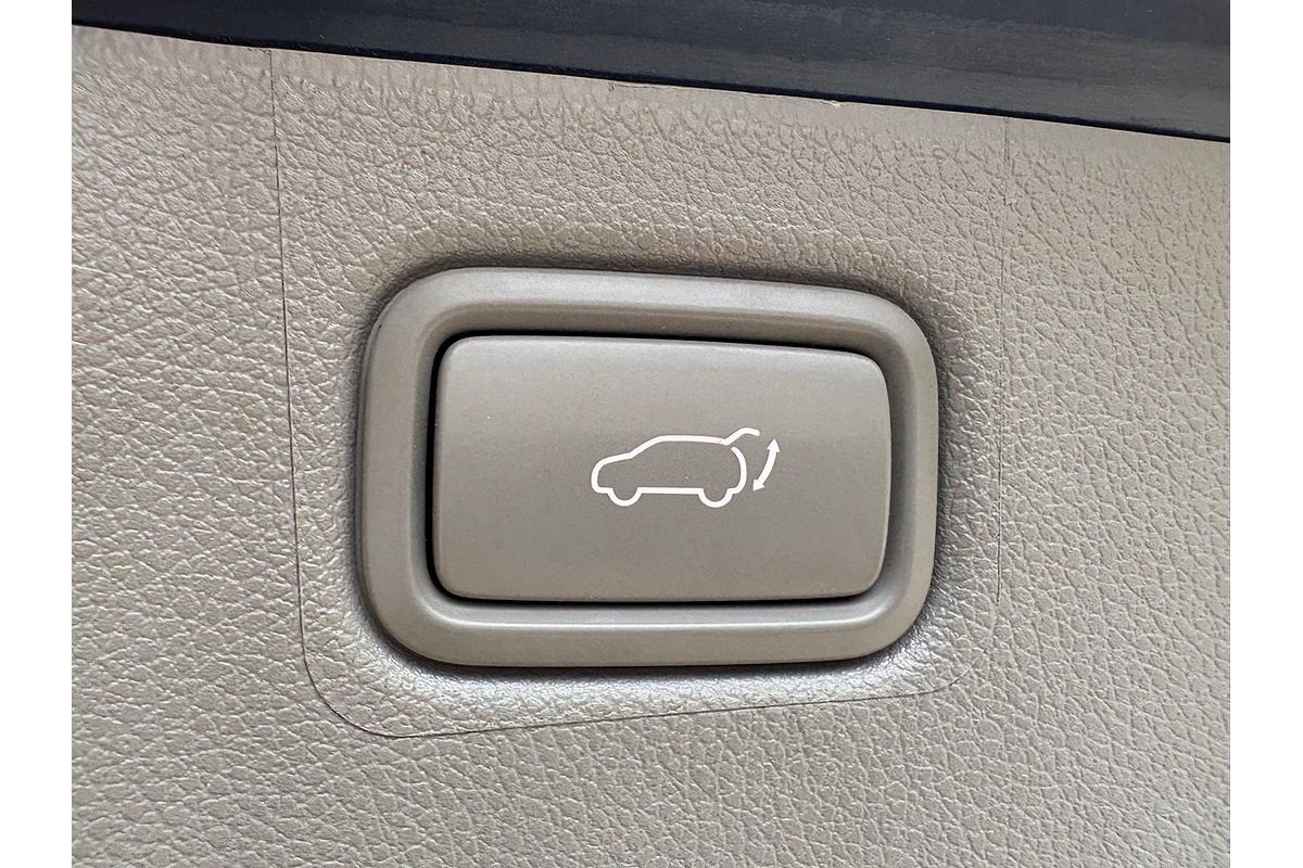 2018 Kia Carnival SLi YP